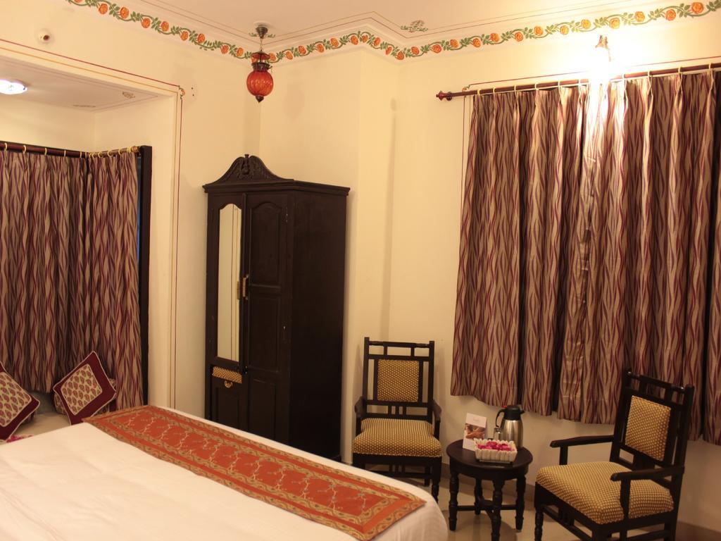 Hotel Mahima Palace Ουνταϊπούρ Εξωτερικό φωτογραφία